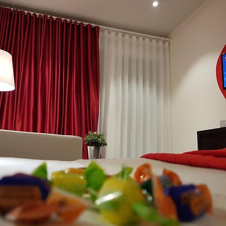 B&B Gardacharme Desenzano del Garda Rom bilde